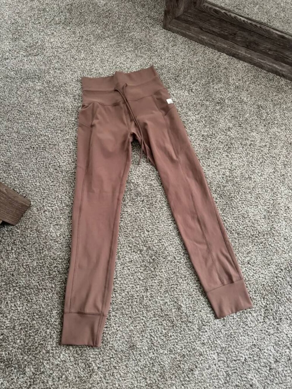 AUTHENTIC VUORI WOMEN'S DAILY JOGGER Drawstring High Rise LARGE - Picture 3 of 5